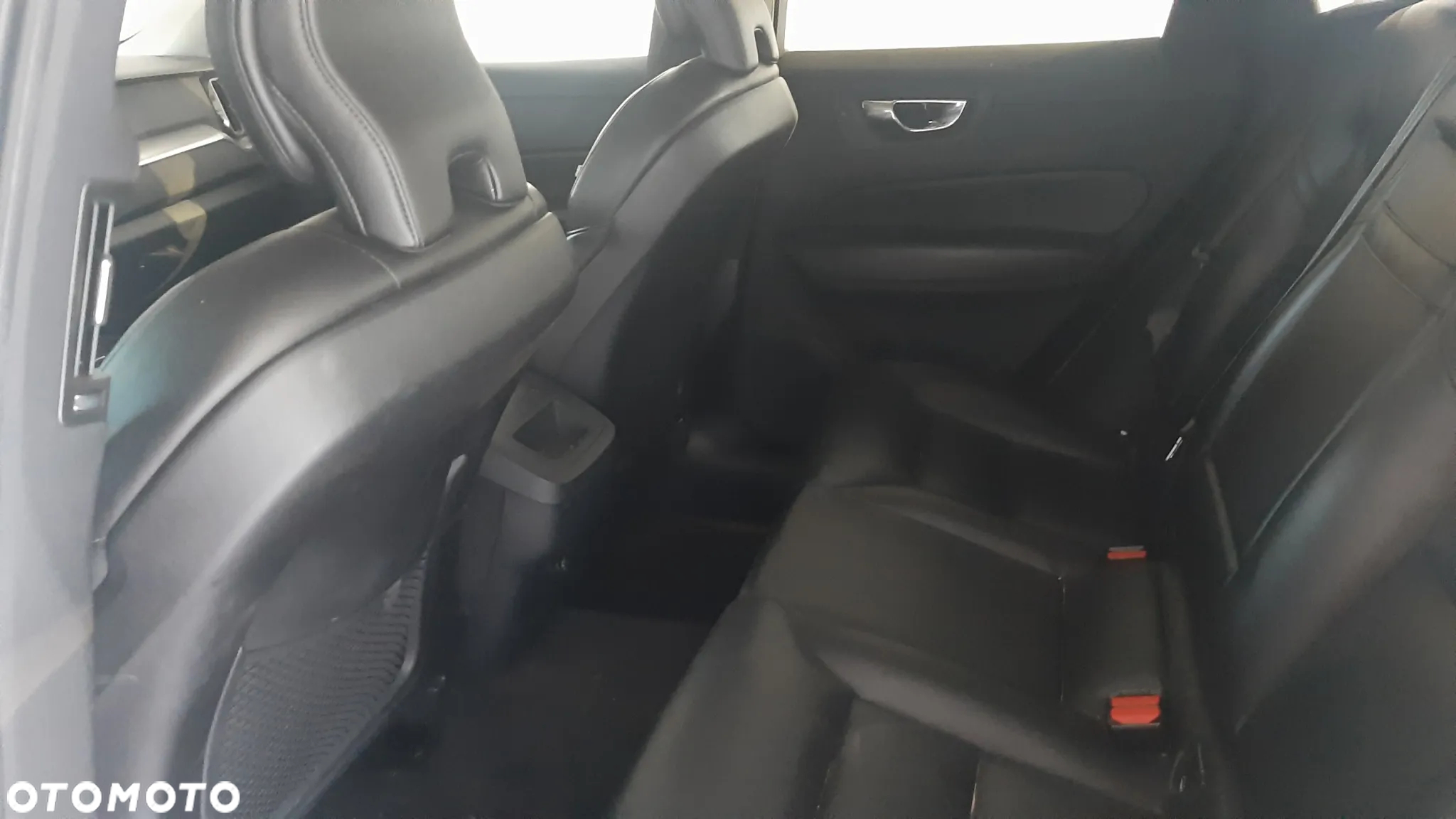 Volvo XC 60 T5 Momentum - 6