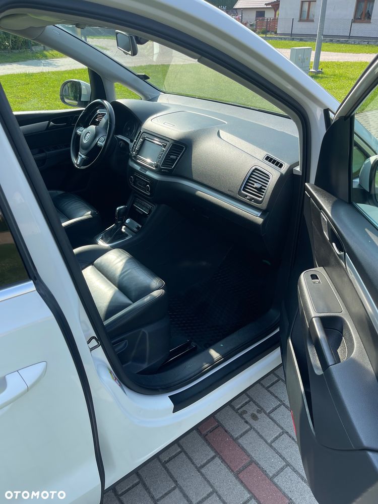 Volkswagen Sharan 2.0 TDI Highline DSG - 10