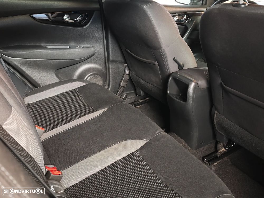 Nissan Qashqai 1.5 dCi Acenta Connect - 13
