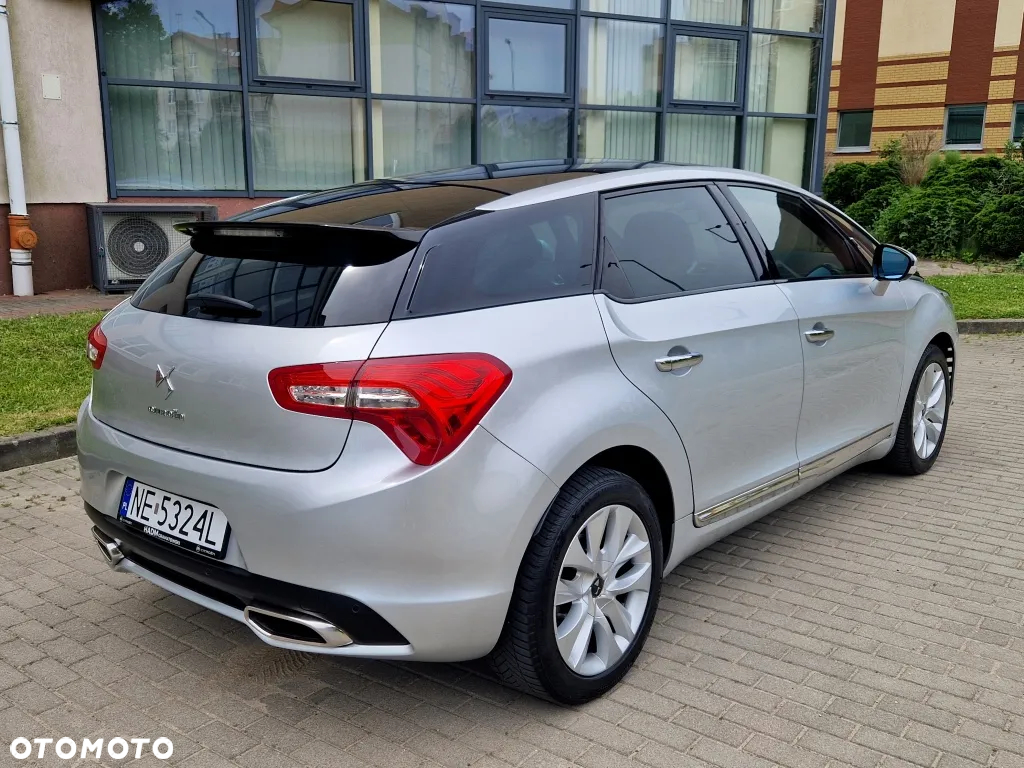 DS Automobiles DS 5 - 10