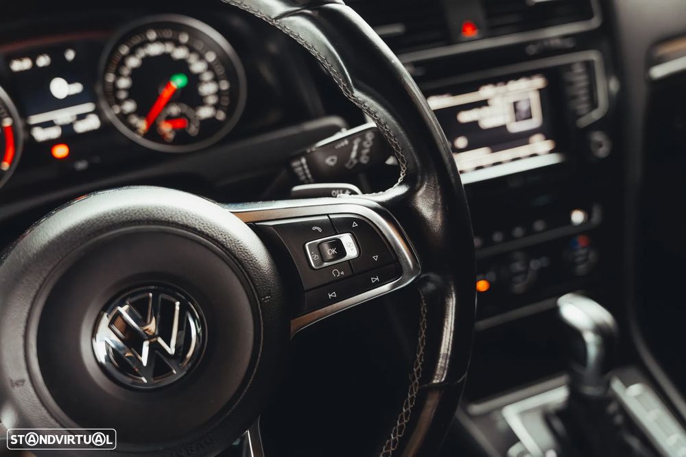 VW Golf 2.0 TDi GTD DSG - 18