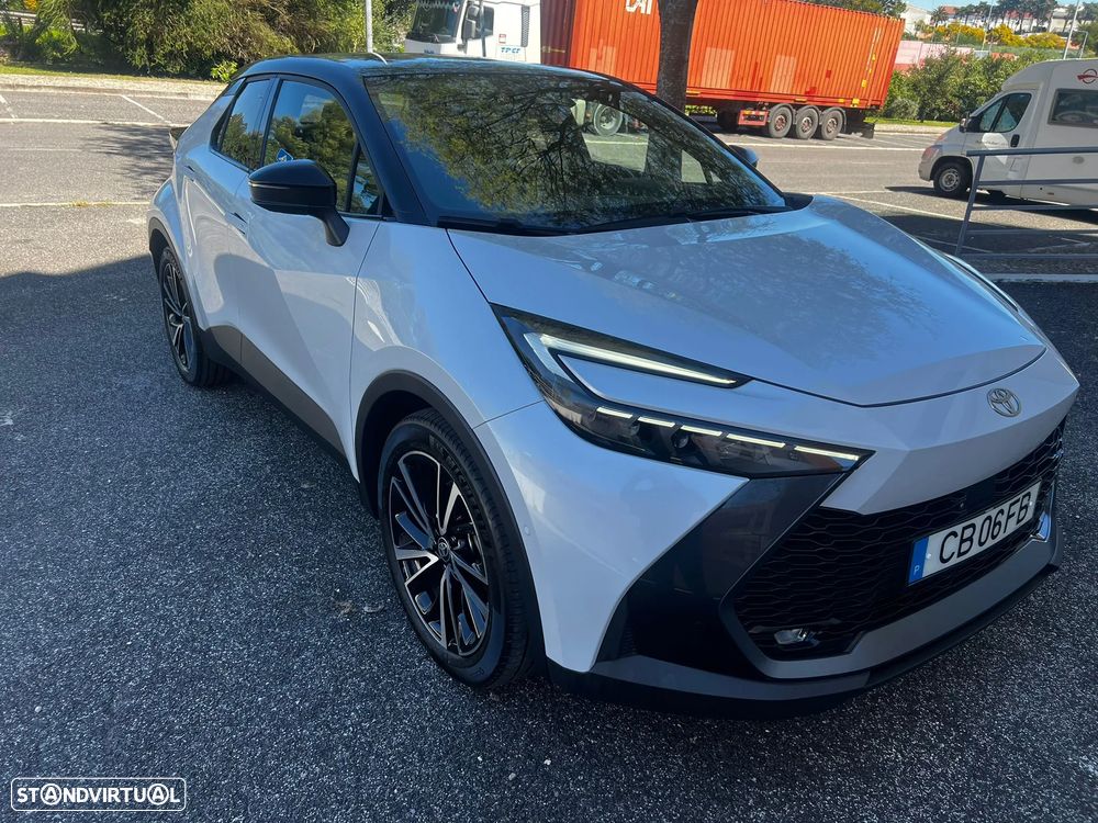 Toyota C-HR 1.8 Hybrid Square Collection - 1