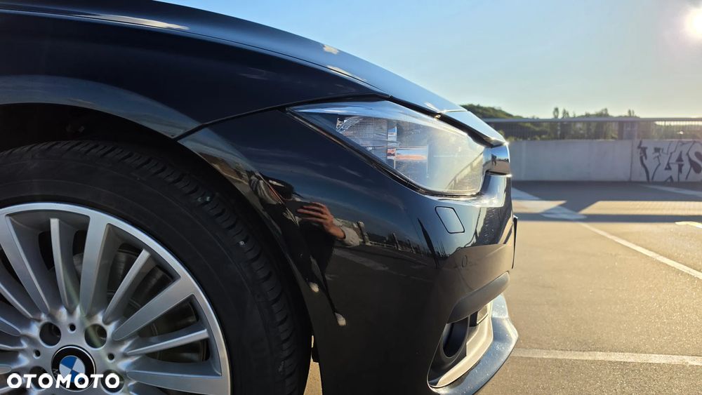 BMW Seria 3 320d - 28