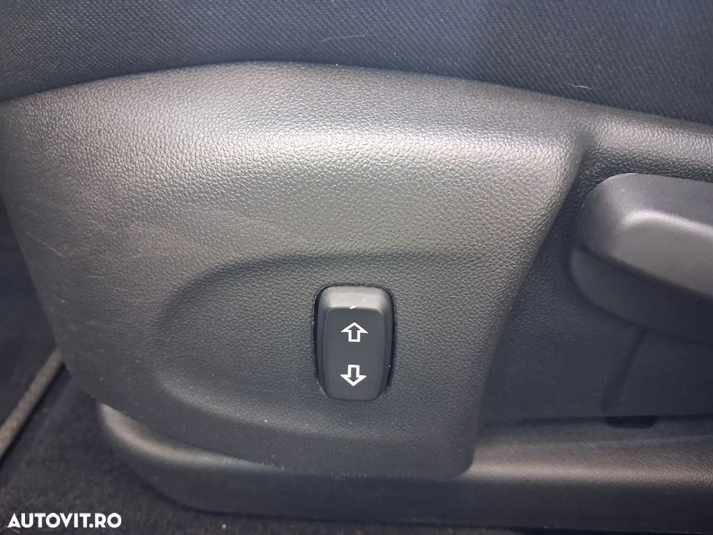 Opel Insignia - 13