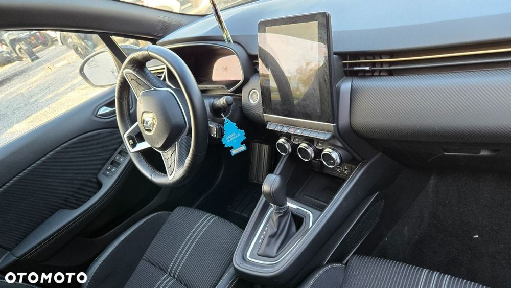 Renault Clio - 29