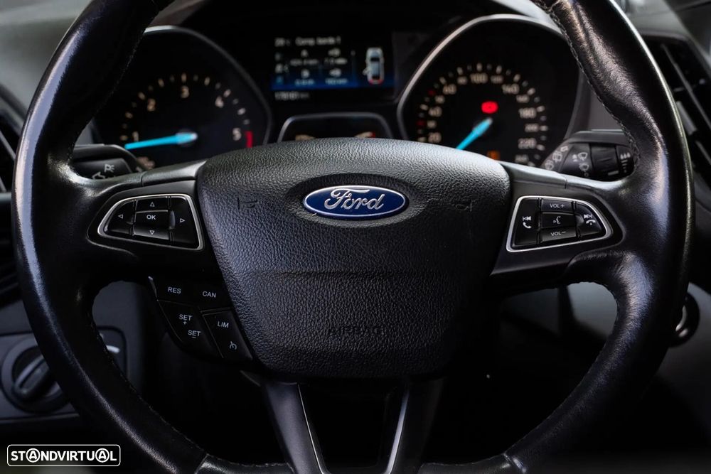 Ford Kuga 1.5 TDCi EcoBlue Titanium - 38