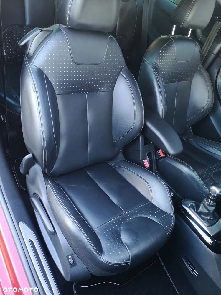 Citroën DS3 THP 155 Red Edition - 22