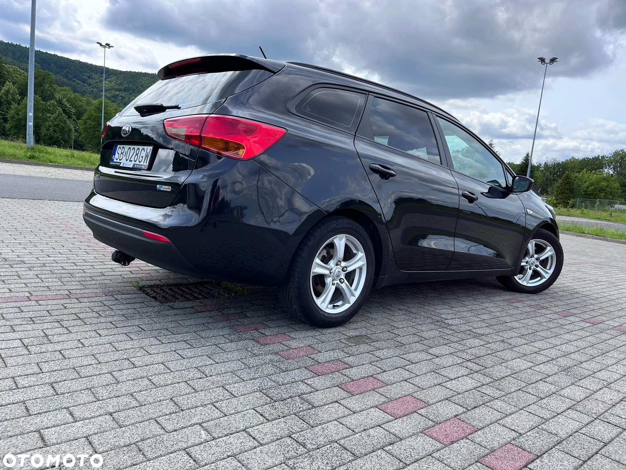 Kia Ceed 1.6 GDI Dream-Team Edition - 13