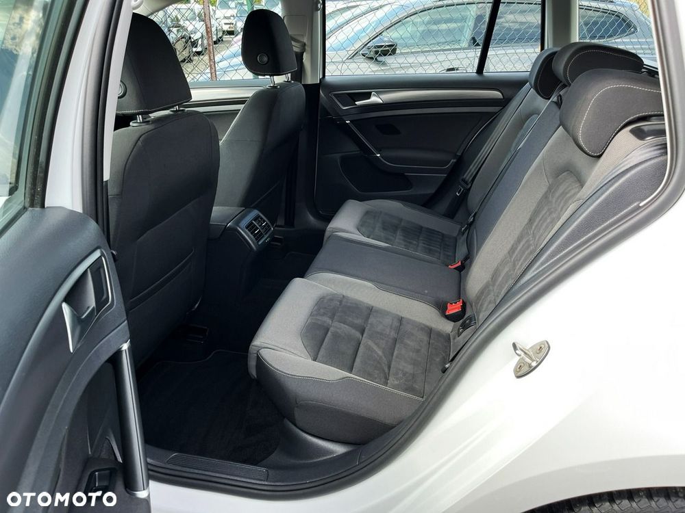 Volkswagen Golf Variant 1.4 TSI BMT Comfortline DSG - 31