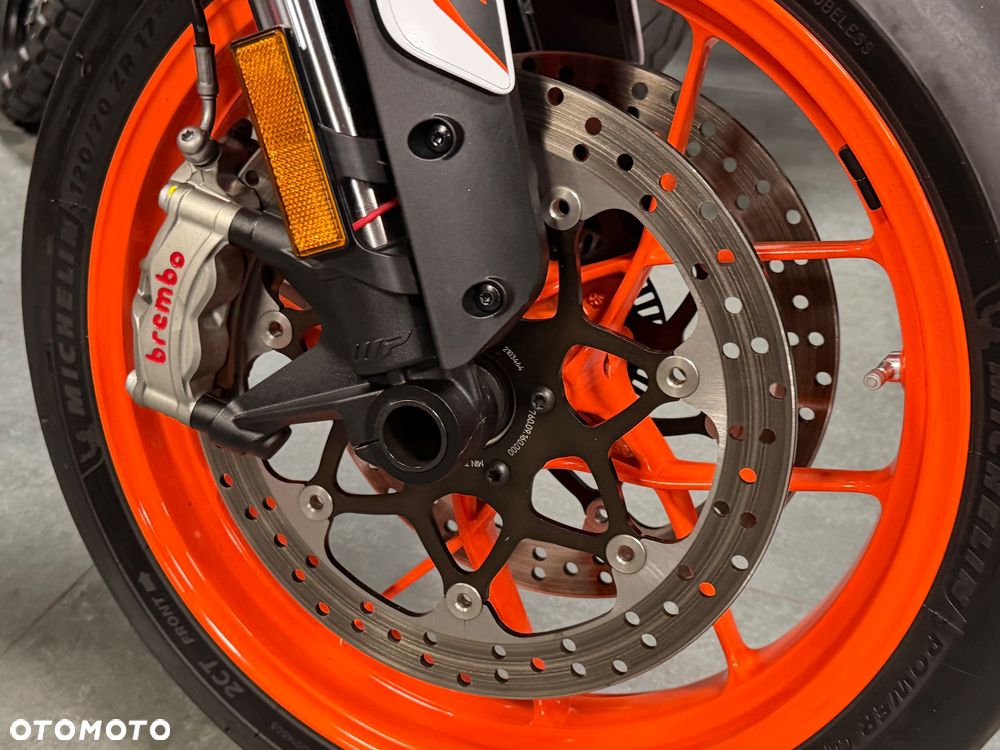 KTM Duke - 19