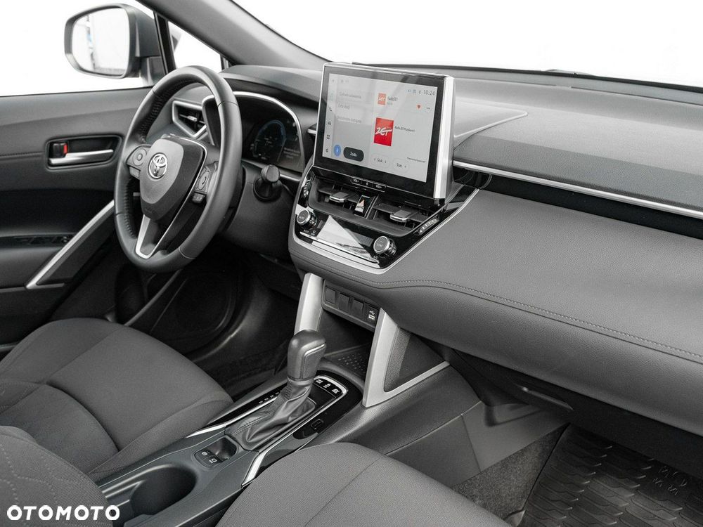 Toyota Corolla Cross - 32