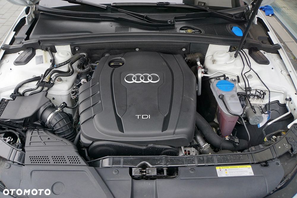 Audi A4 Avant 2.0 TDI DPF clean diesel S line Sportpaket - 19