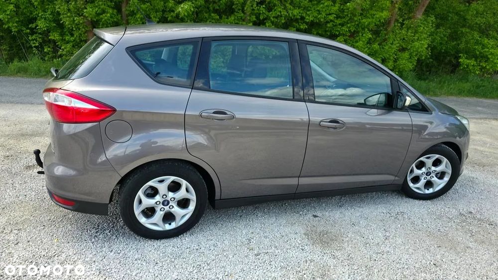 Ford C-MAX - 12