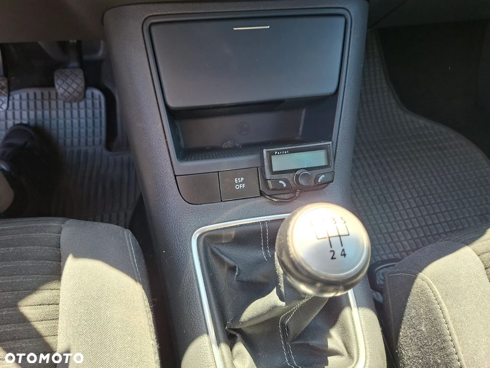 Volkswagen Golf Plus 1.9 TDI DPF Comfortline - 11
