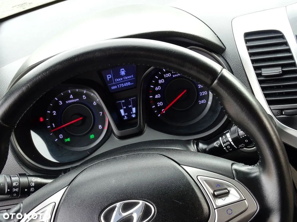 Hyundai ix20 1.6 Automatik Fifa World Cup Edition - 27