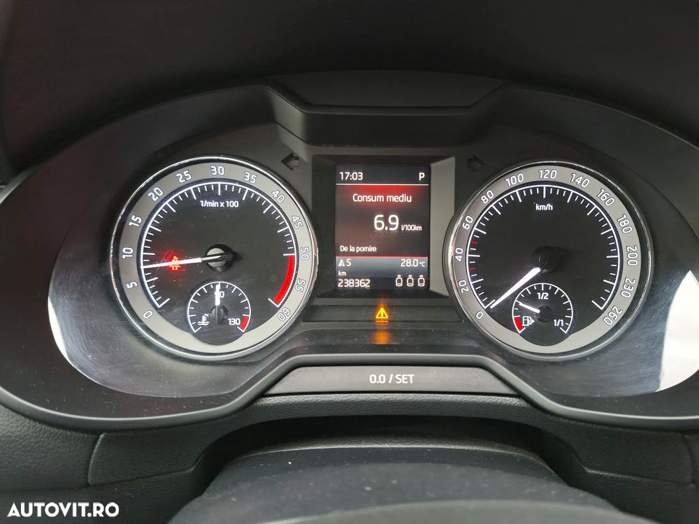 Skoda Octavia 2.0 TDI 4x4 DSG Style - 12