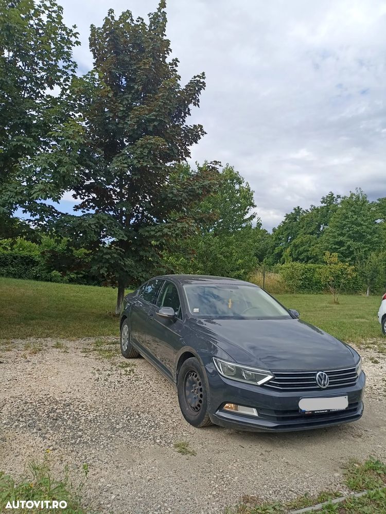 Volkswagen Passat - 9