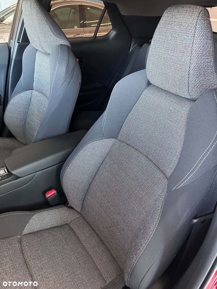 Toyota C-HR 2.0 PHEV Dynamic Force Style - 37