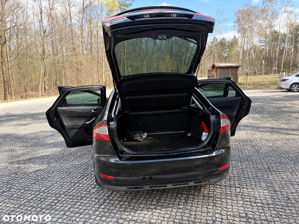 Ford Mondeo 2.0 TDCi Titanium - 9