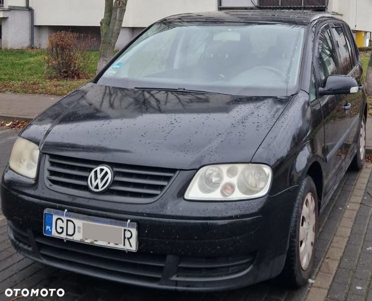Volkswagen Touran - 1