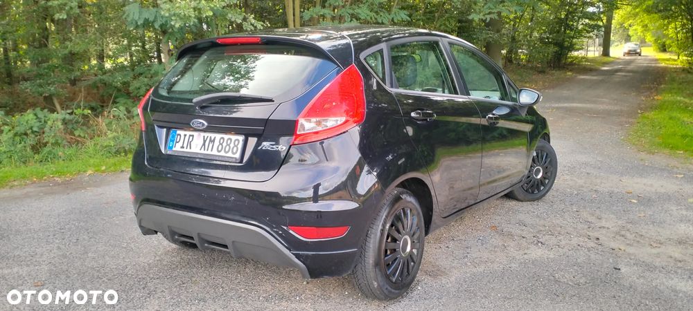 Ford Fiesta - 17