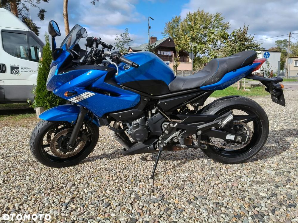 Yamaha XJ - 6