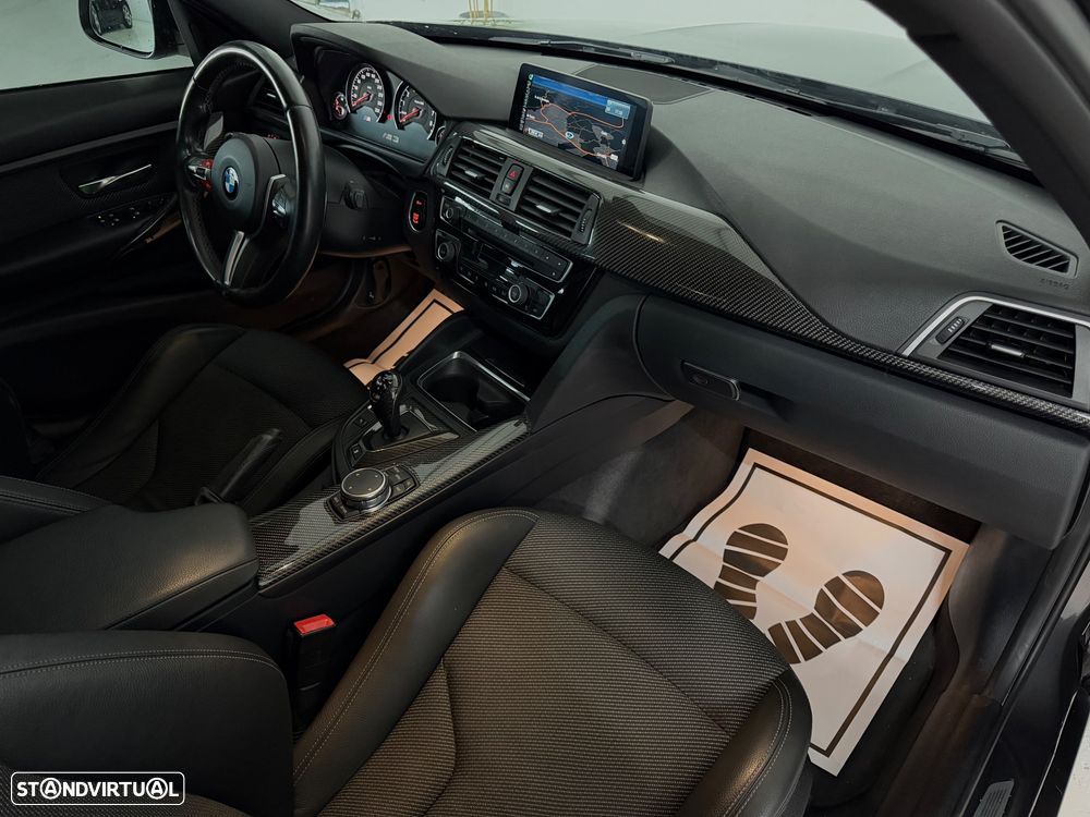 BMW M3 Auto - 9