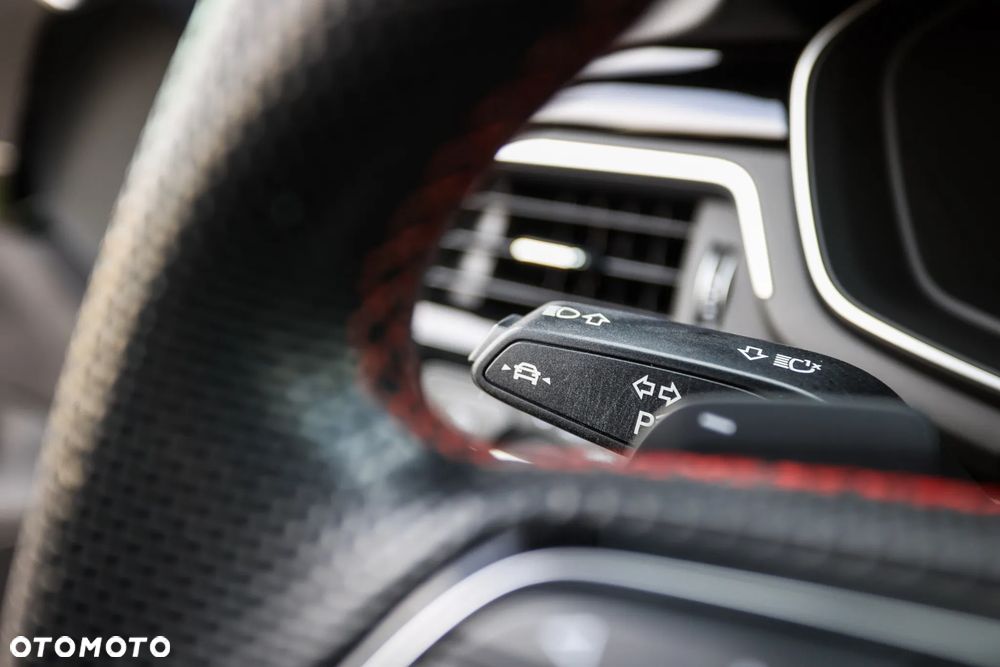 Audi A4 Avant 40 TDI quattro S tronic S line - 37