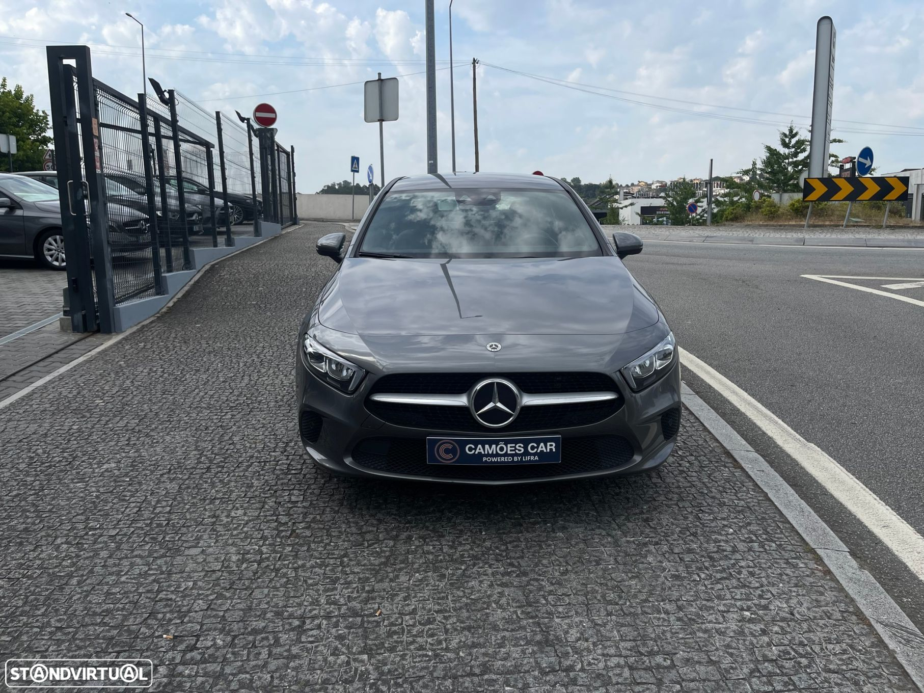 Mercedes-Benz A 250 - 4