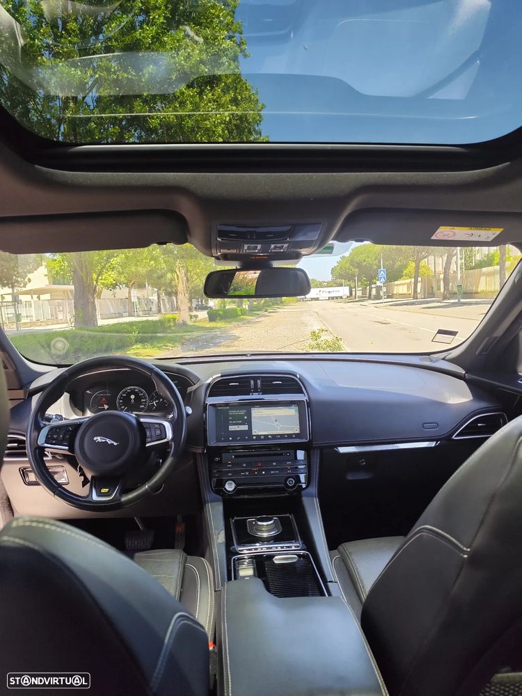 Jaguar F-Pace 2.0 i4D R-Sport Aut. - 14