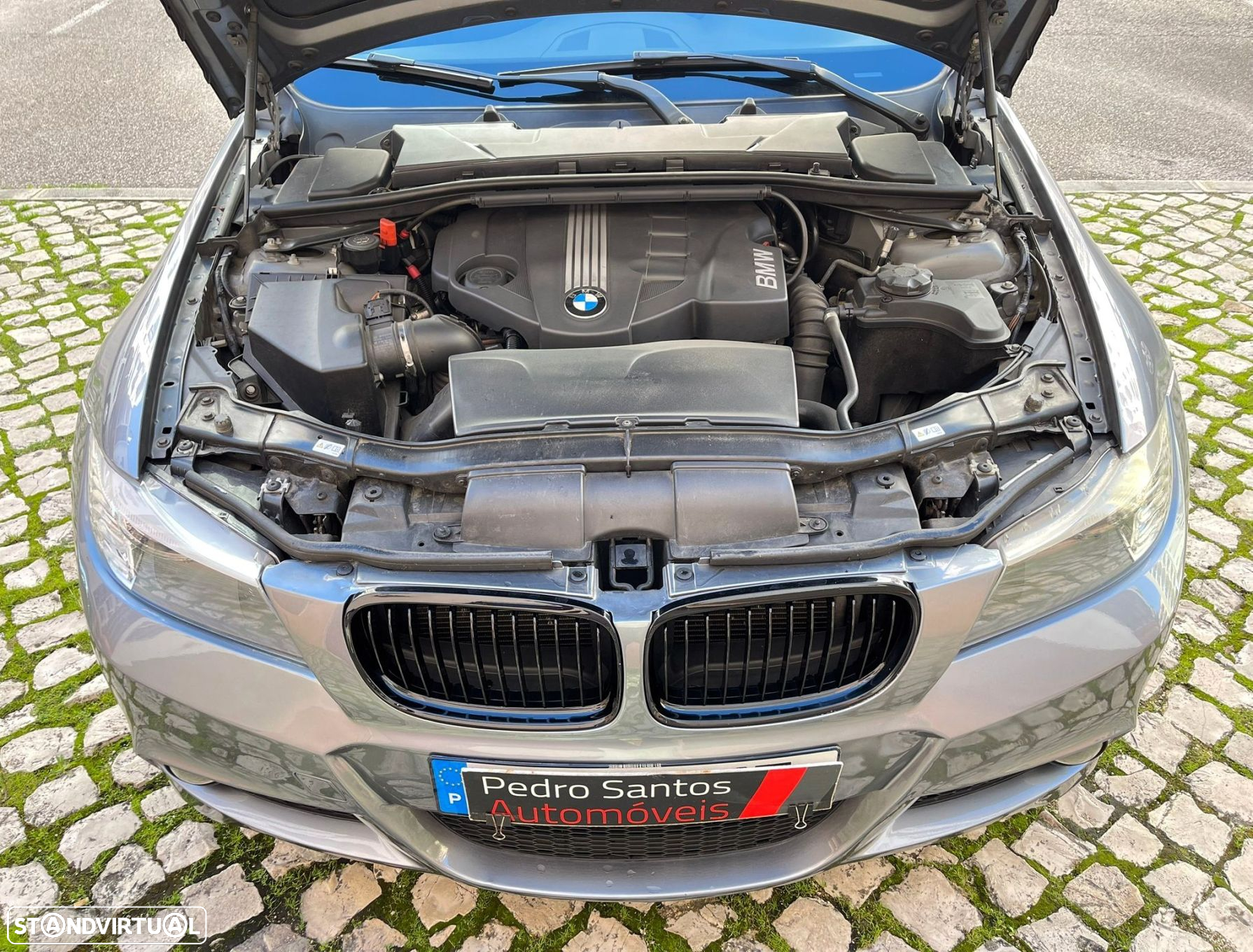 BMW 318 d Touring Navigation Sport - 23