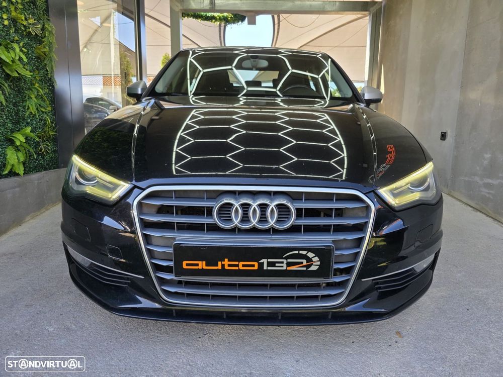Audi A3 Limousine 1.6 TDI S-line - 2
