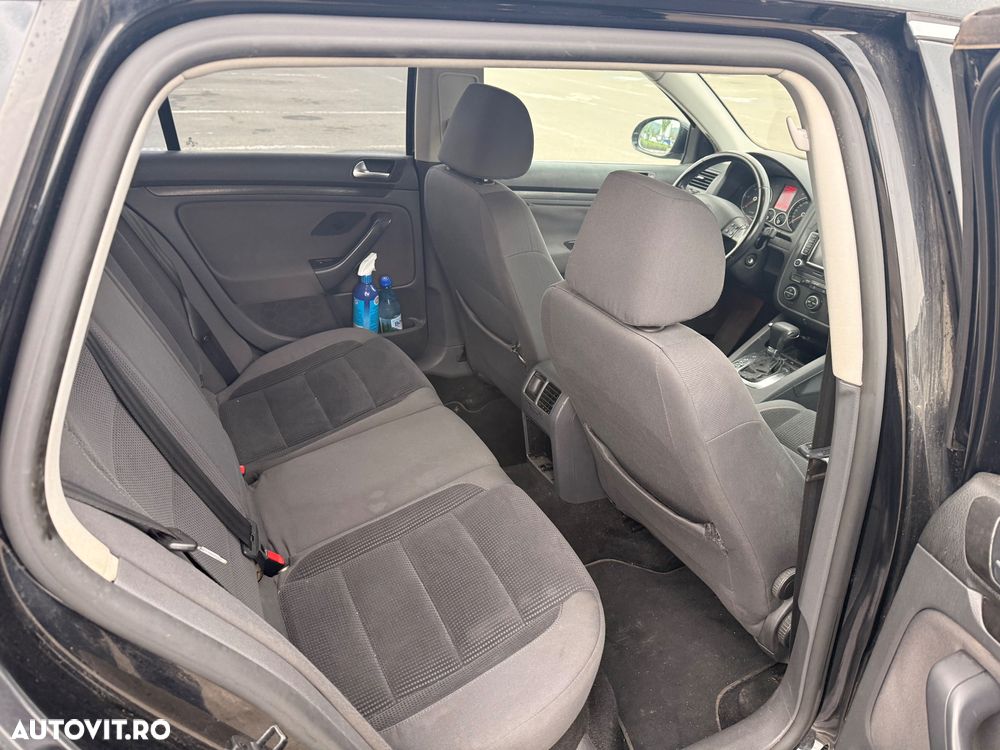 Volkswagen Golf 2.0 TDI DPF DSG Sportline - 13