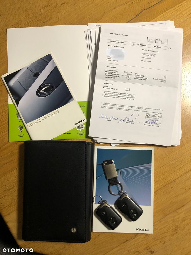 Lexus IS 250 Prestige - 25