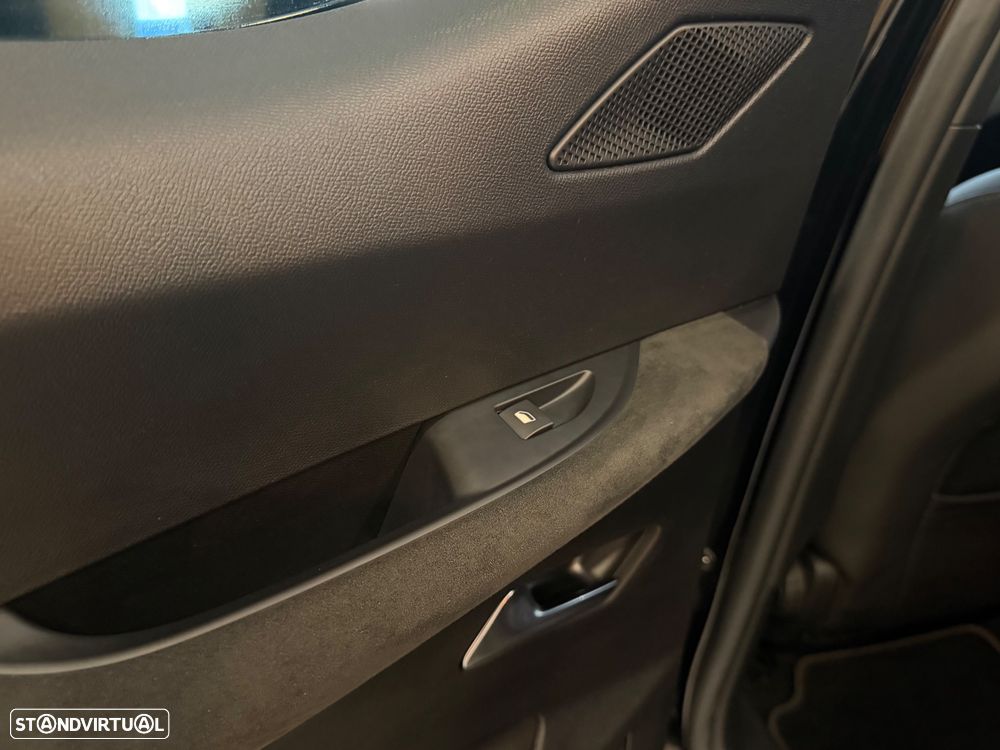 DS DS3 Crossback E-Tense Performance Line - 19