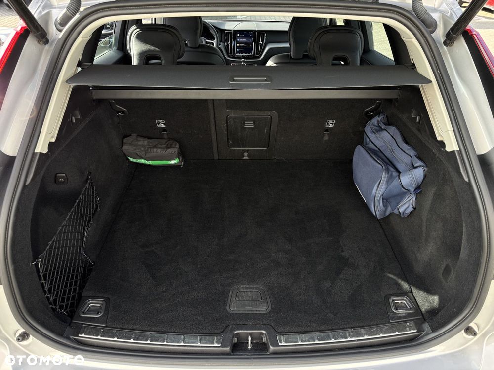 Volvo XC 60 - 24