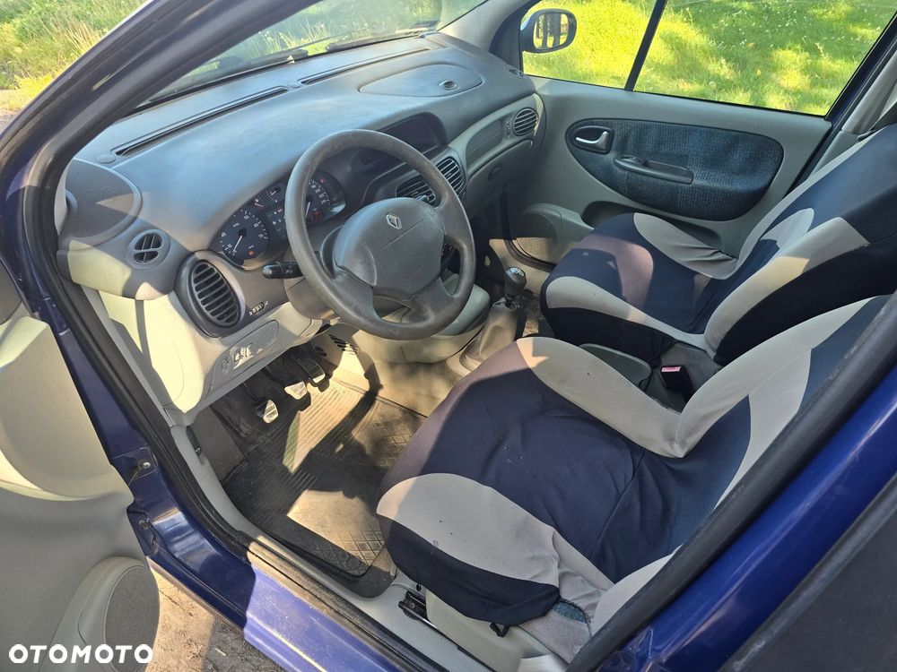 Renault Scenic 1.6 16V Alize - 5