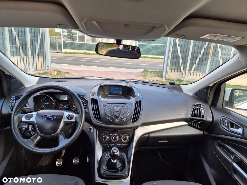 Ford Kuga 2.0 TDCi 2x4 Trend - 9
