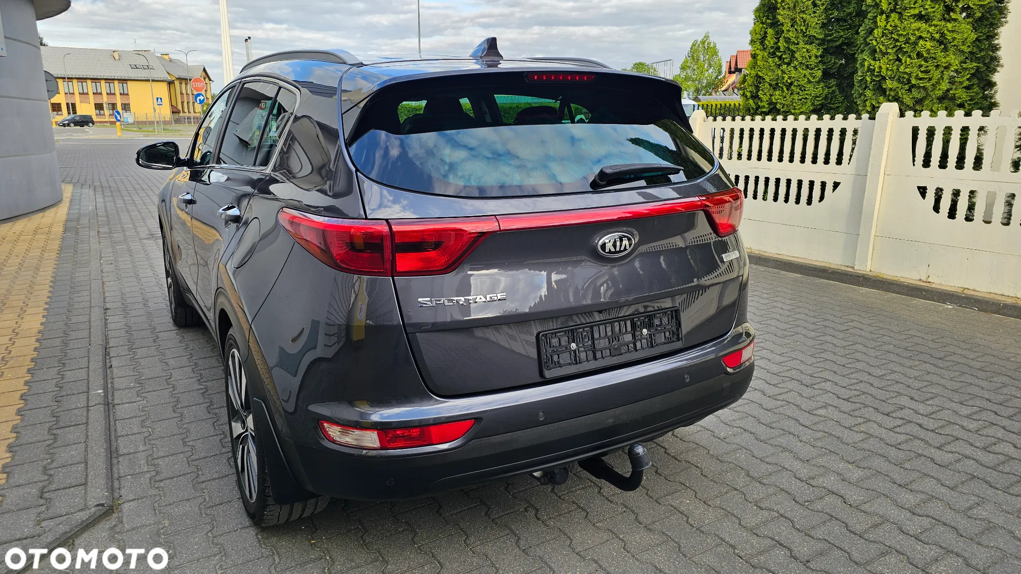 Kia Sportage 1.7 CRDI 2WD Dream-Team Edition - 9