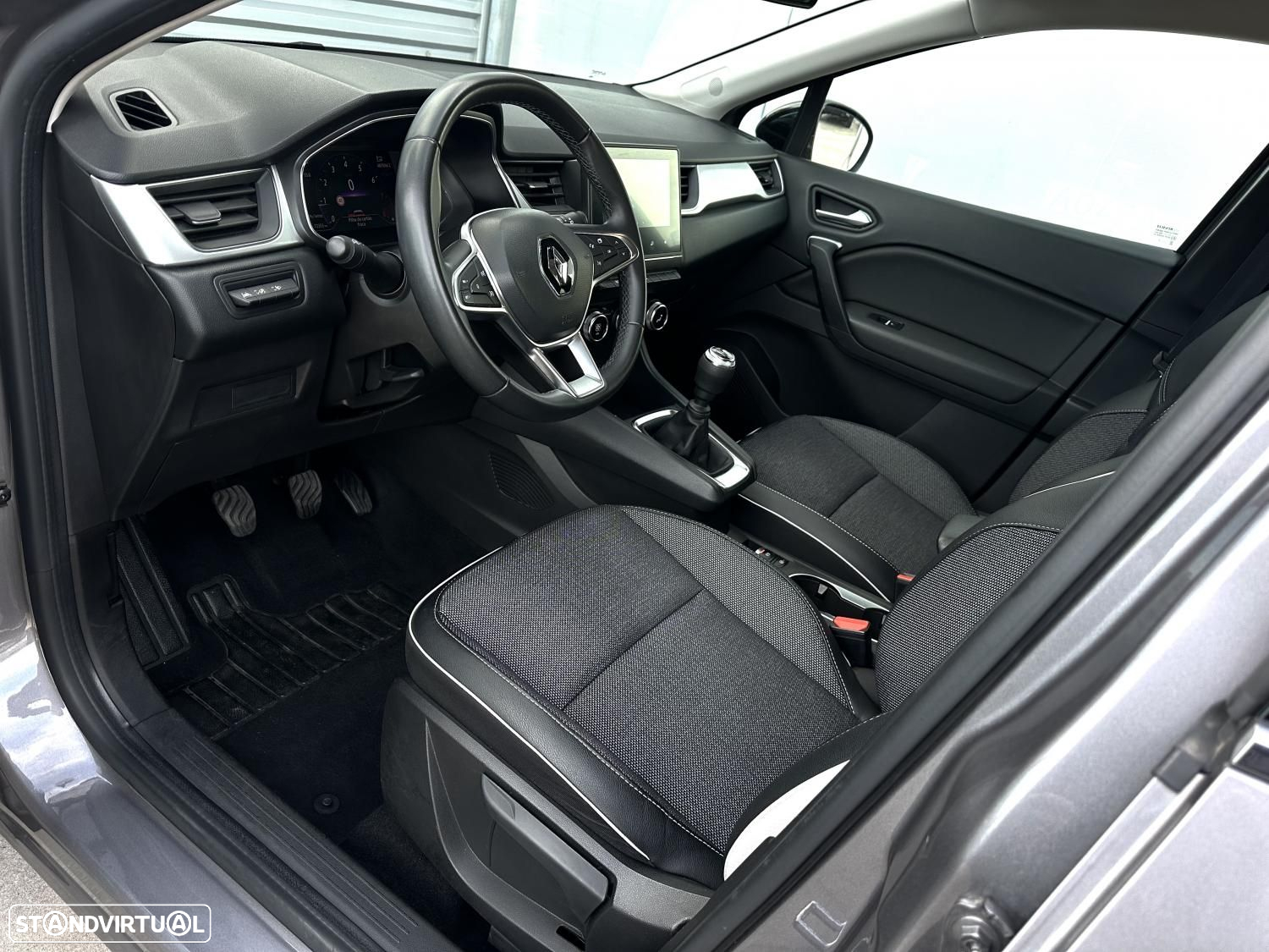 Renault Captur 1.0 TCe Exclusive - 5