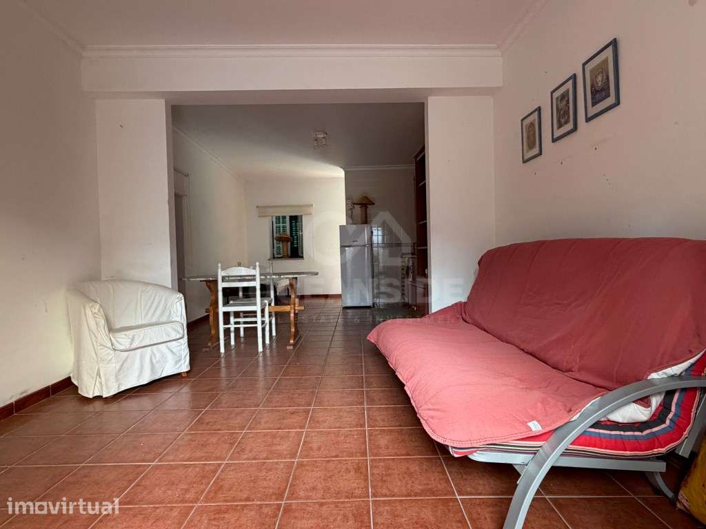 Moradia com dois apartamentos independentes em Alpedrinha - Grande imagem: 2/38