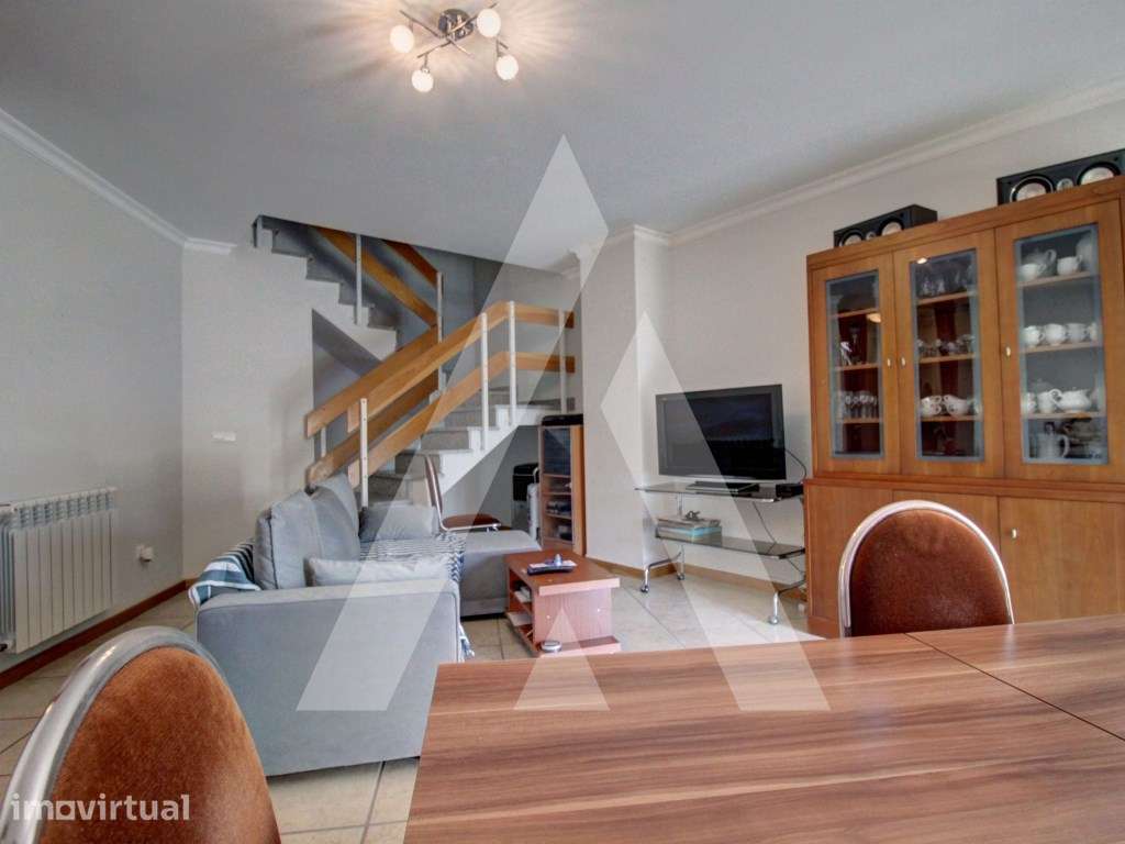 Apartamento T3 Duplex em Oiã - Grande imagem: 4/52
