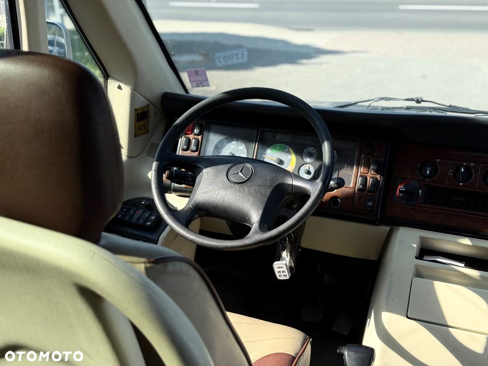 Mercedes-Benz SUNRIDER - 25
