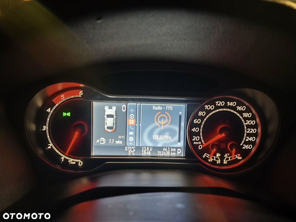 Ford Mondeo - 10