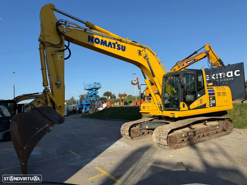 Komatsu PC210LC-11 - 2