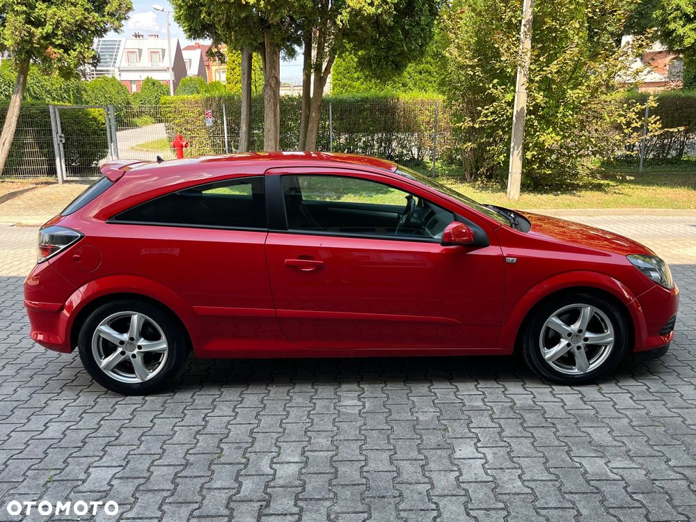 Opel Astra 1.6 Essentia - 16