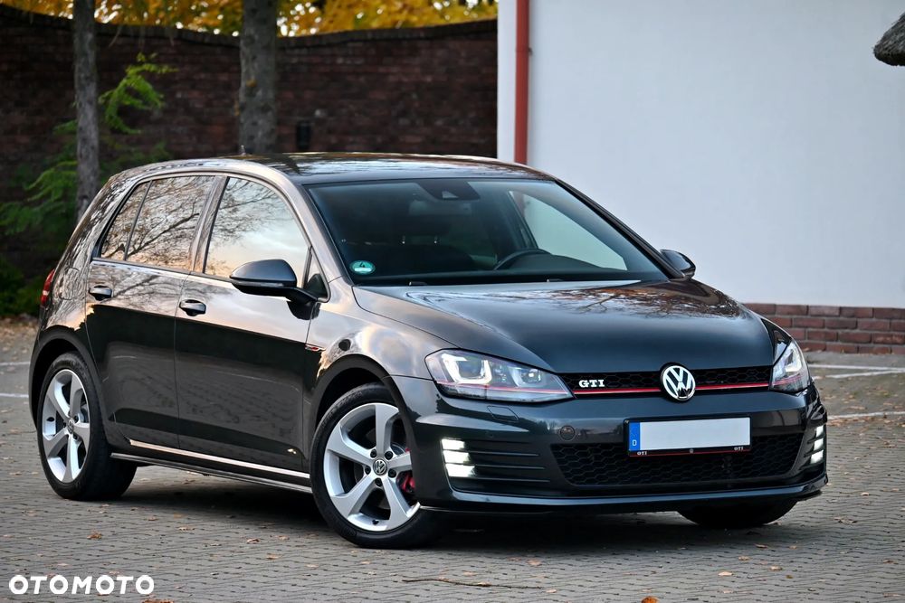 Volkswagen Golf VII 2.0 TSI BMT GTI - 4