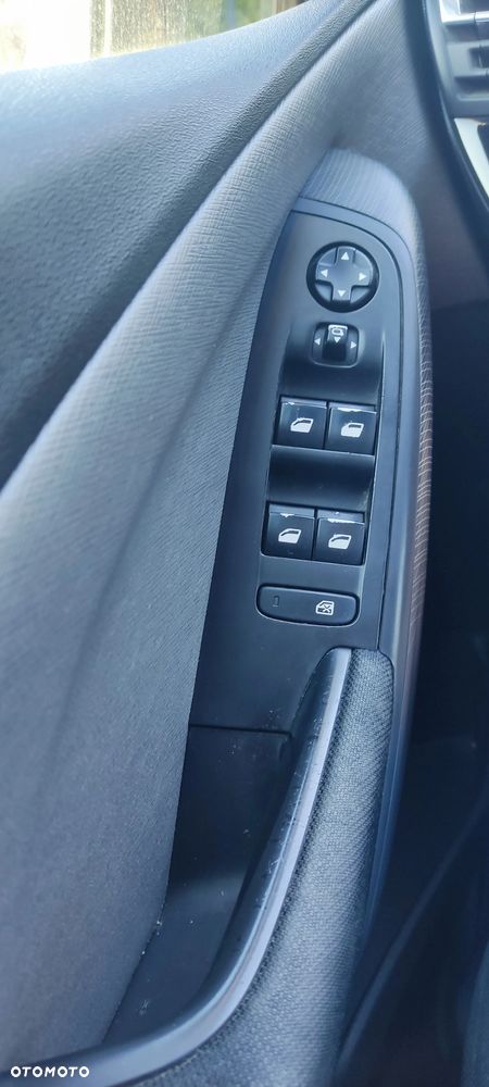 Citroën C4 Picasso 1.6 BlueHDi MoreLife S&S - 16