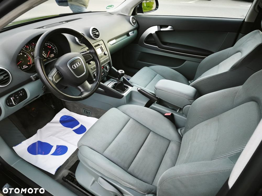 Audi A3 3-drzwiowe 1.4T FSI Ambiente - 16