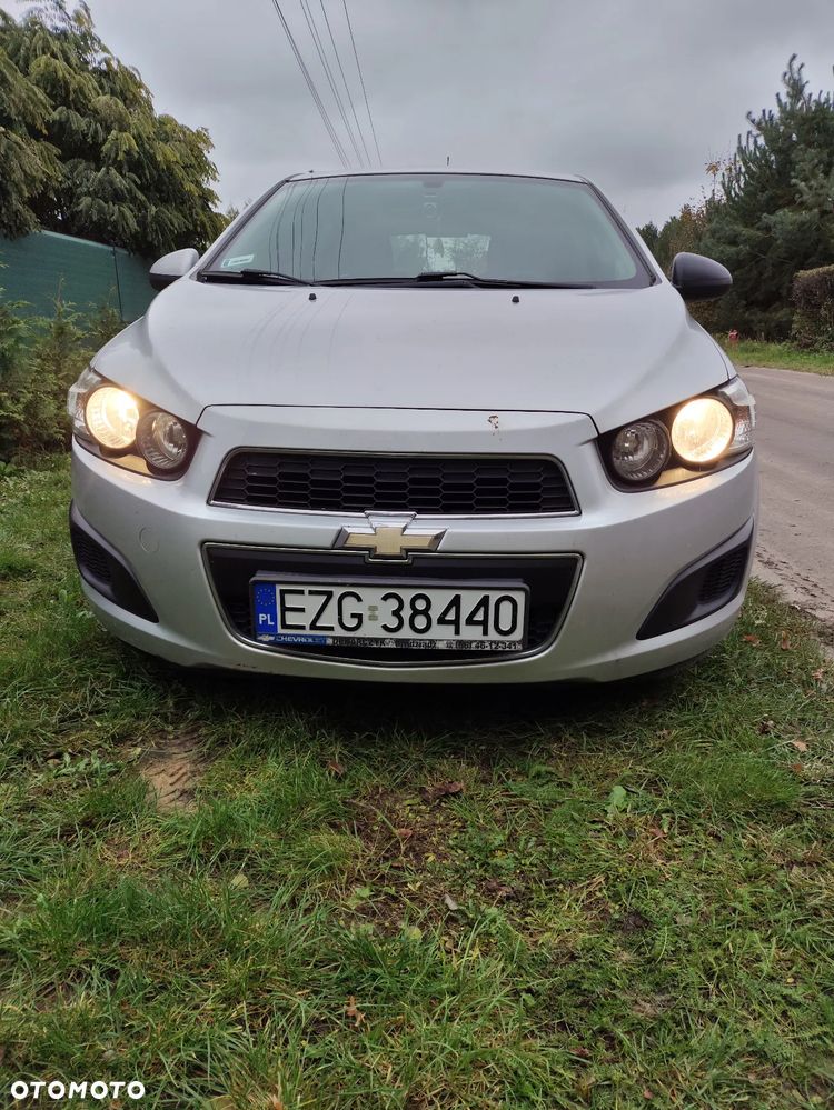 Chevrolet Aveo 1.4 16V LS - 9